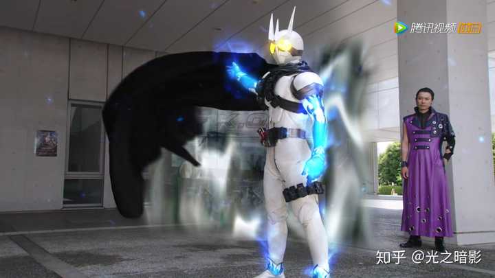 假面骑士w里fang形态(獠牙王牌)和剧场版大道克己的假面骑士 eternal