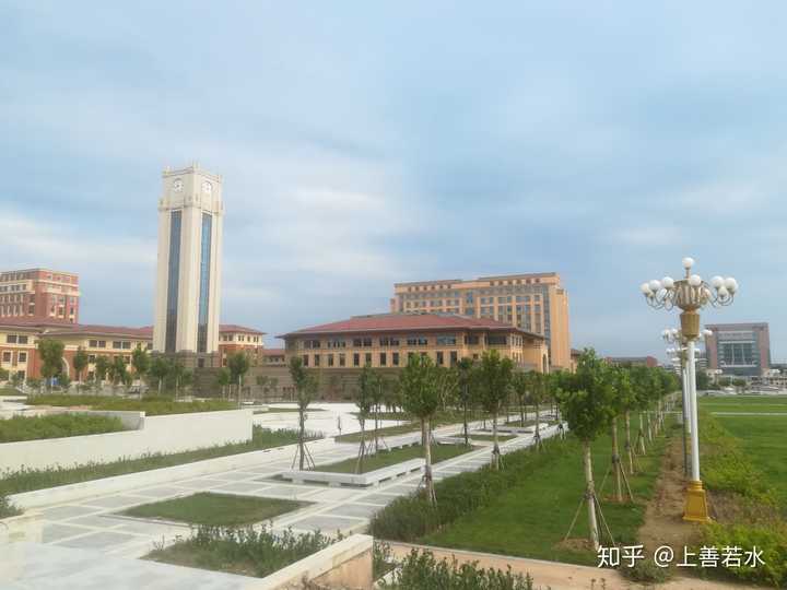 求太原理工大学榆次校区的美照.