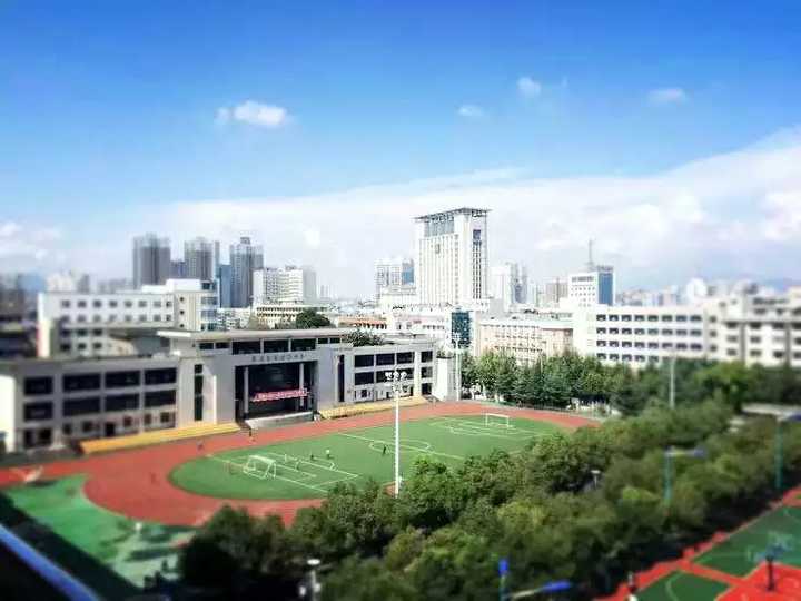 在安康中学就读是怎样一番体验?