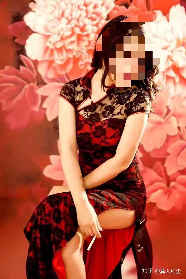 身材丰满型的女生穿旗袍不好看吗?