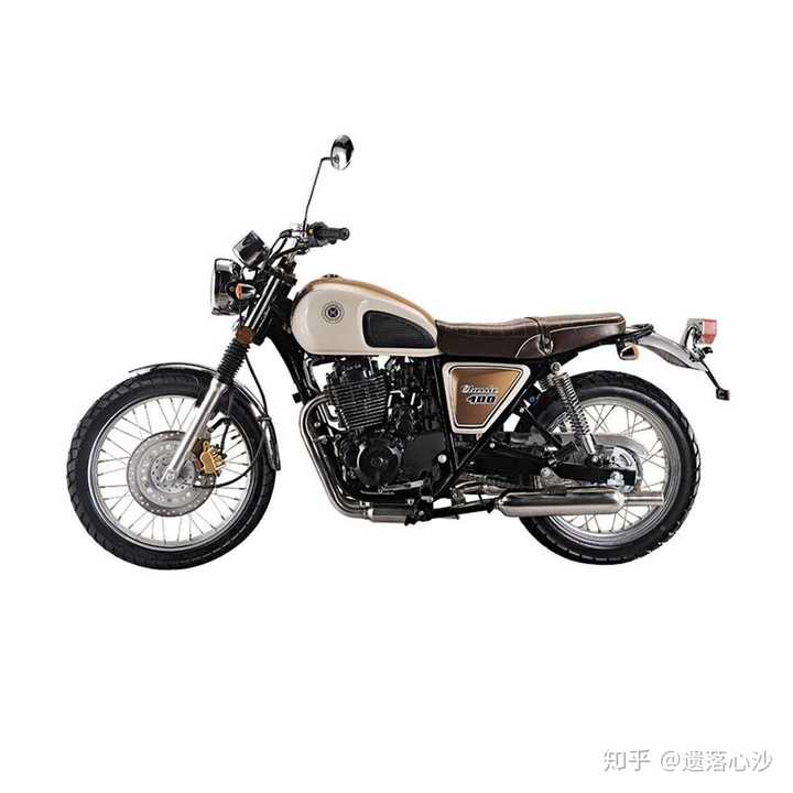 16800 除了这款车,鑫源还有一款仿本田国王的车型(如下图),排量400cc