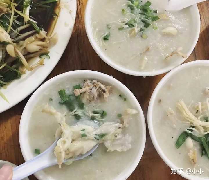我随便截图的,侵删. 钟村三宝(烧老鼠,桂花蝉,水曱甴). 青羊粥.