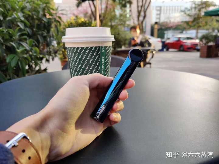 悦刻灵点烟弹怎么注油?