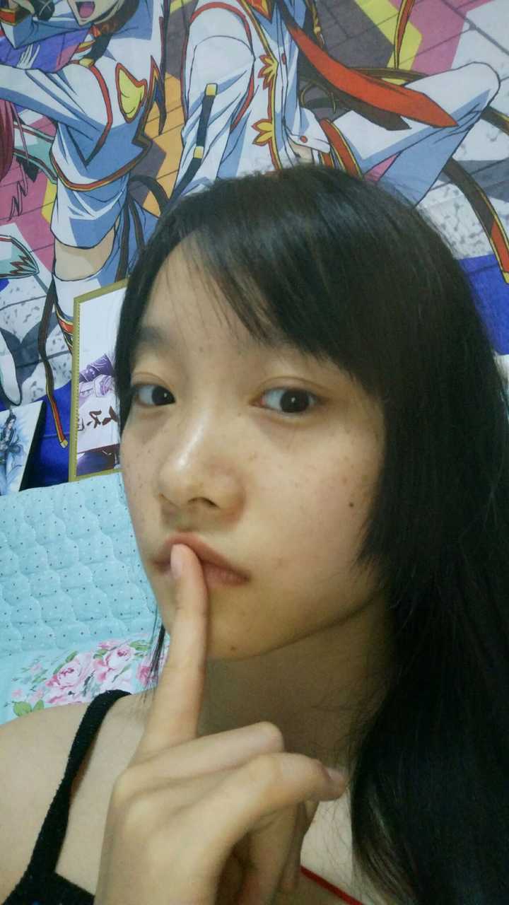 各位觉得长雀斑的女孩子怎么样呀?