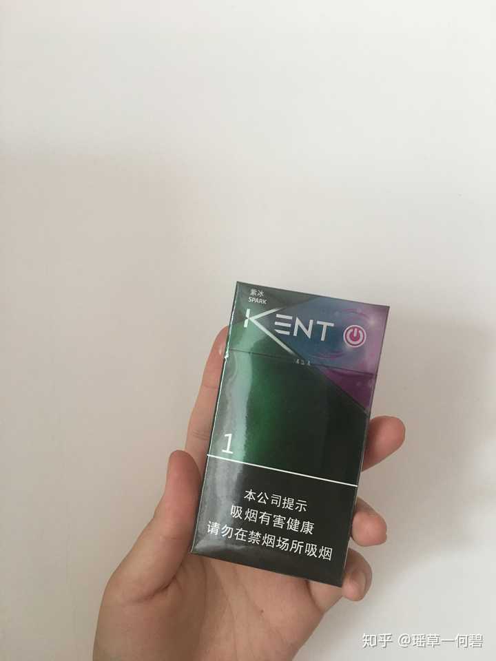这个箭牌的蓝莓味爆珠 焦油只有1mg 抽起来凉凉的 新手可以尝试
