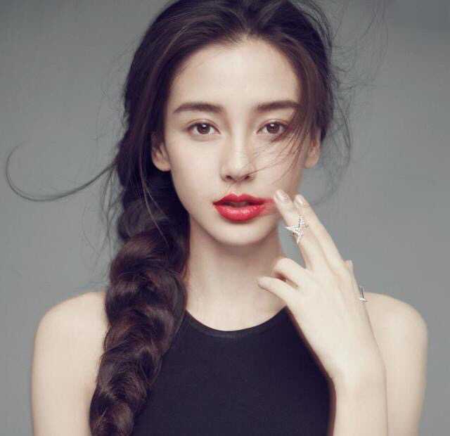 中国混血明星都有谁啊?还有哪些看起来像其实不是?