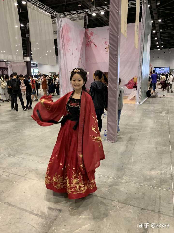 如何说服女朋友不穿汉服?