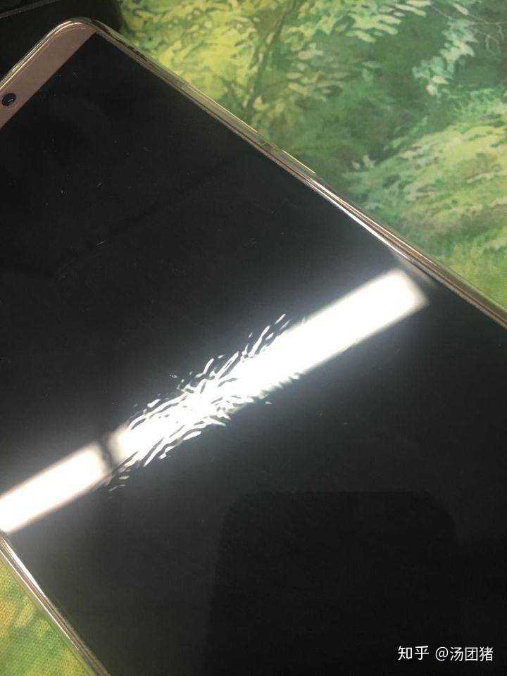 以下为水凝膜的日常皱纹