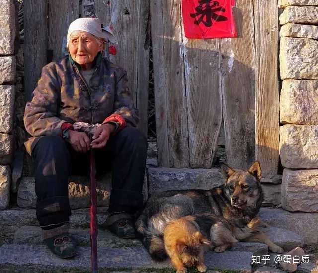 怎样看待农村老年人的晚年生活?