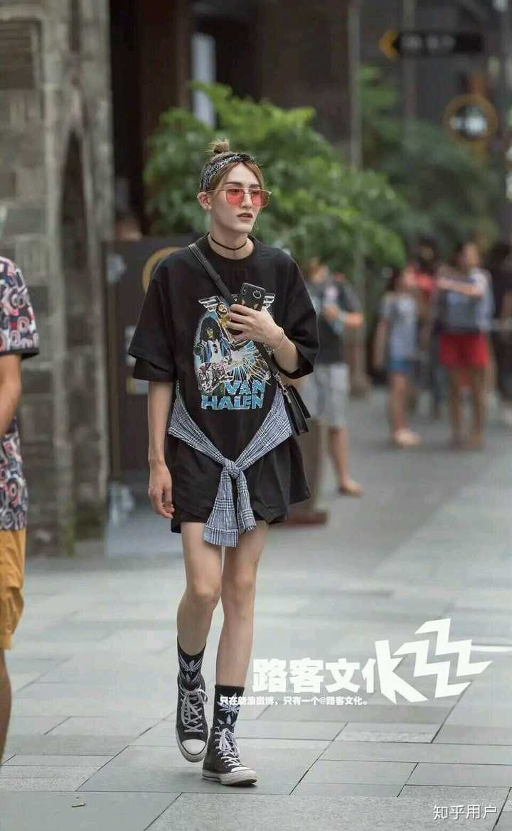 为什么有许多人会说某些男明星样子很娘炮?