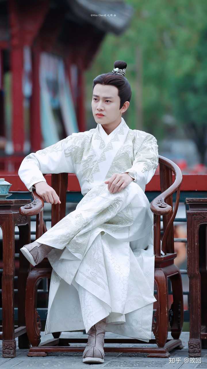 评价一下任嘉伦?