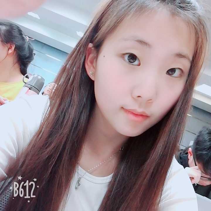陕西咸阳混四川成都的妹子,但是感觉,就很一般吧. 上图吧,不多说了