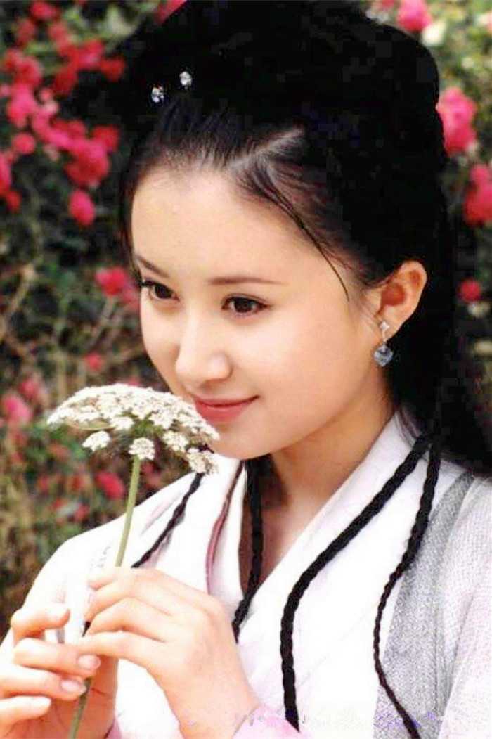影视剧中哪些片段让你觉的演员像是从书画中走出来的?