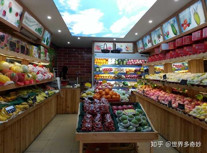 每个学校基本会有1-2个水果店,可以每天下课的时候去买一下, 尽量买