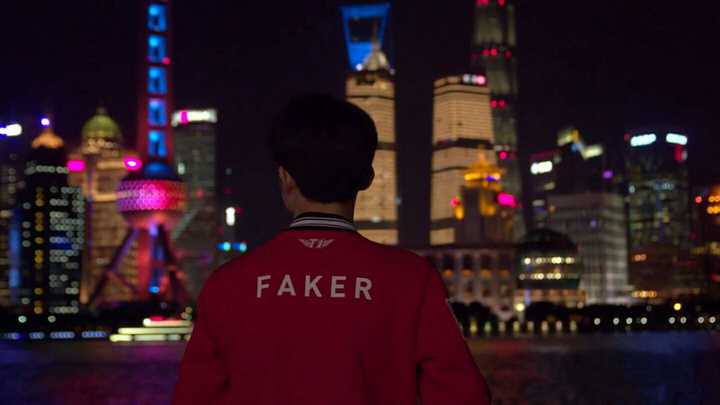 如何看待s7faker哭了,全场呼喊faker?