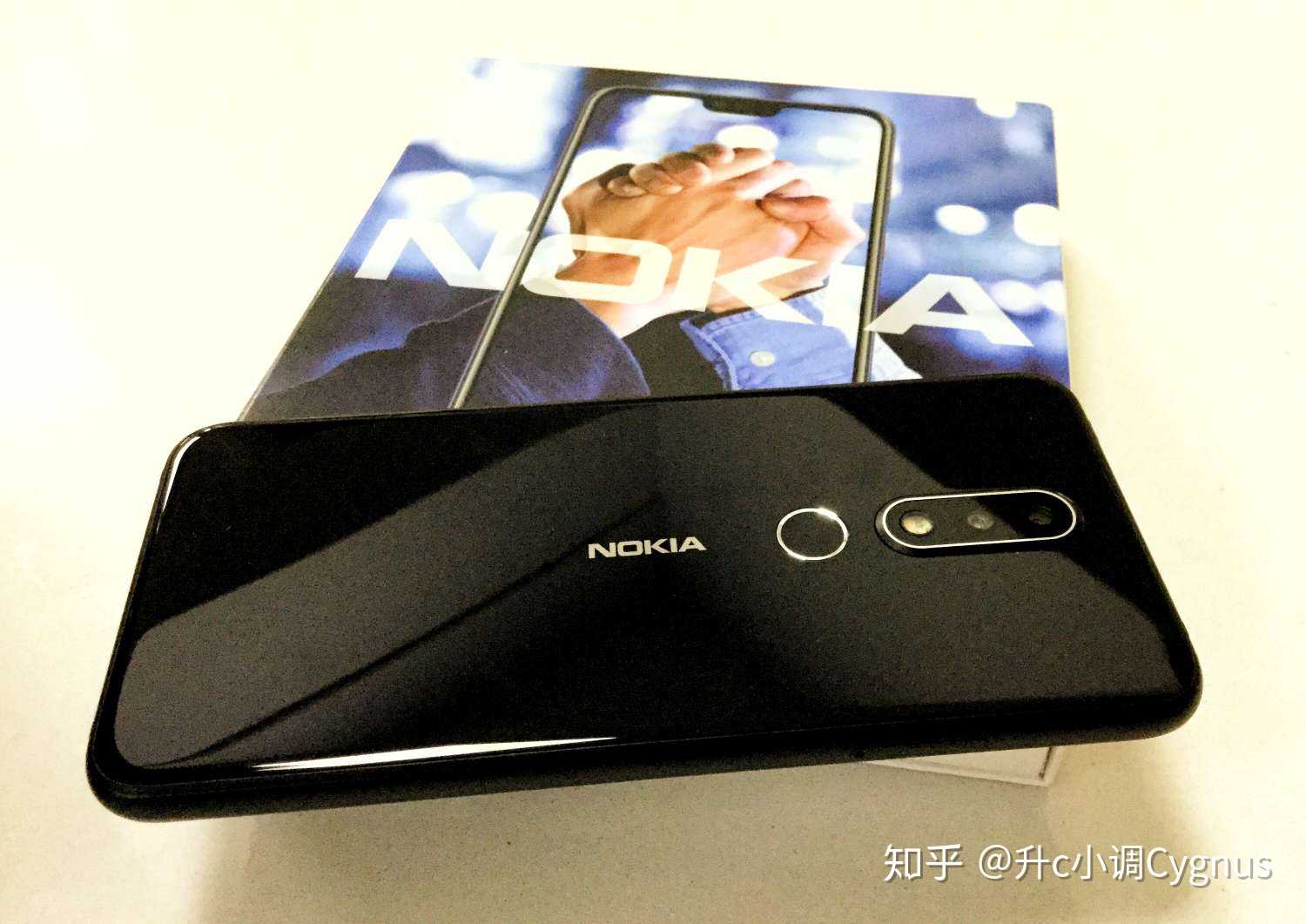 当nokia tune再次响起的时候…快哭了…而现在,诺基亚又已不再仅仅是