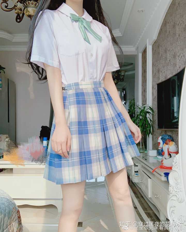 光腿神器可以搭配 jk 制服吗?