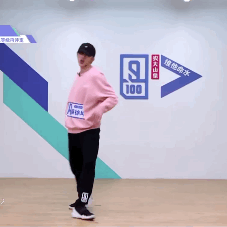 有人对比心这个手势反感吗?