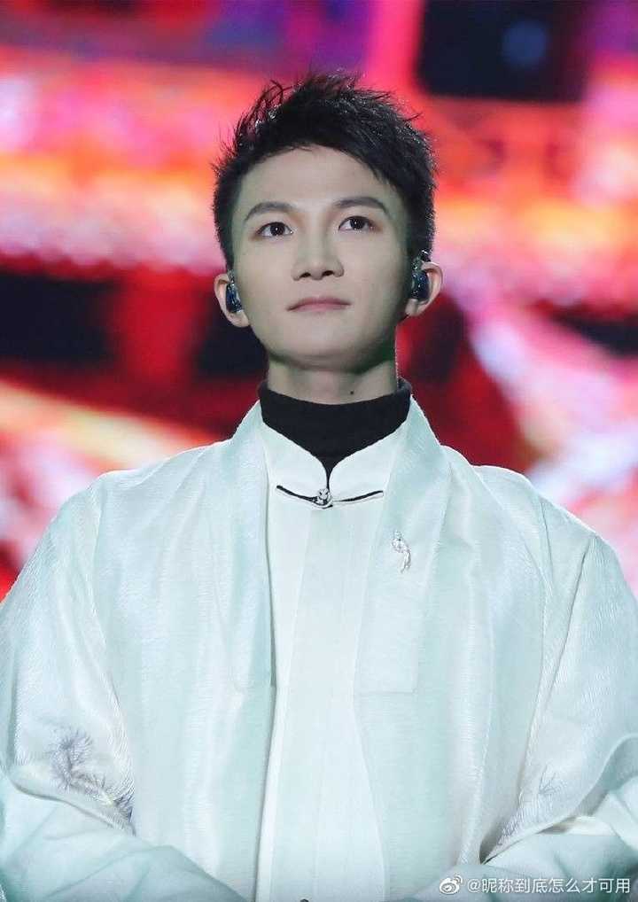 你有什么周深的美照/表情包吗?