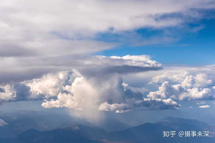 你在飞机上拍过什么神仙照片?