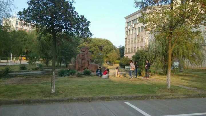 在华东交通大学就读是一种什么样的体验?