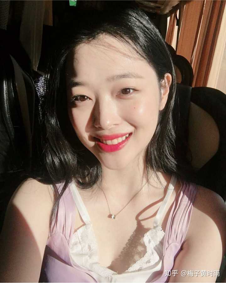 崔雪莉生前有哪些漂亮的写真,自拍照片? - 知乎