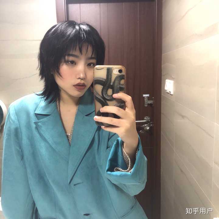 鲻鱼头发型女生有留的吗?