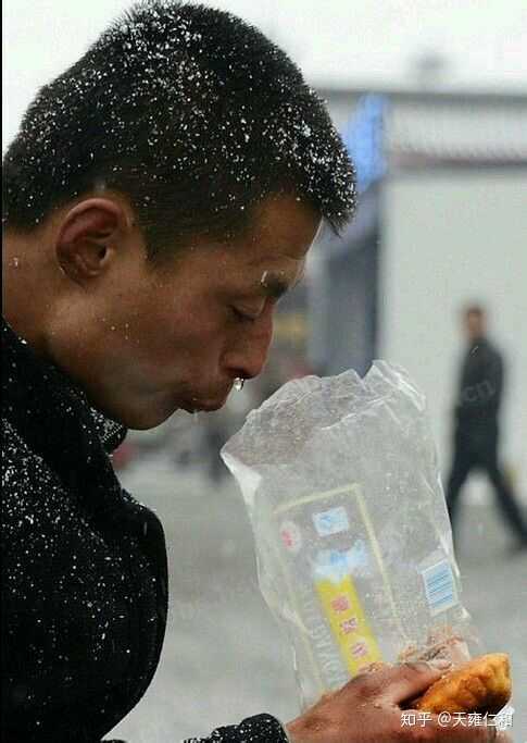 有没有那种很丧气的图片,让人看了压抑,难过,甚至想哭