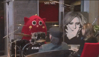 接下来 nyango star开始参加很多活动 和很多艺人合作 最让人羡慕的就