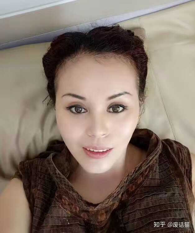 妈妈是个美女,是怎样的感受?