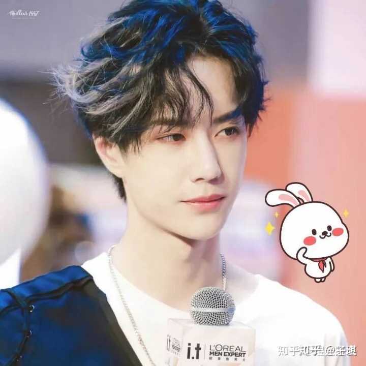 王嘉尔王一博长得像吗?
