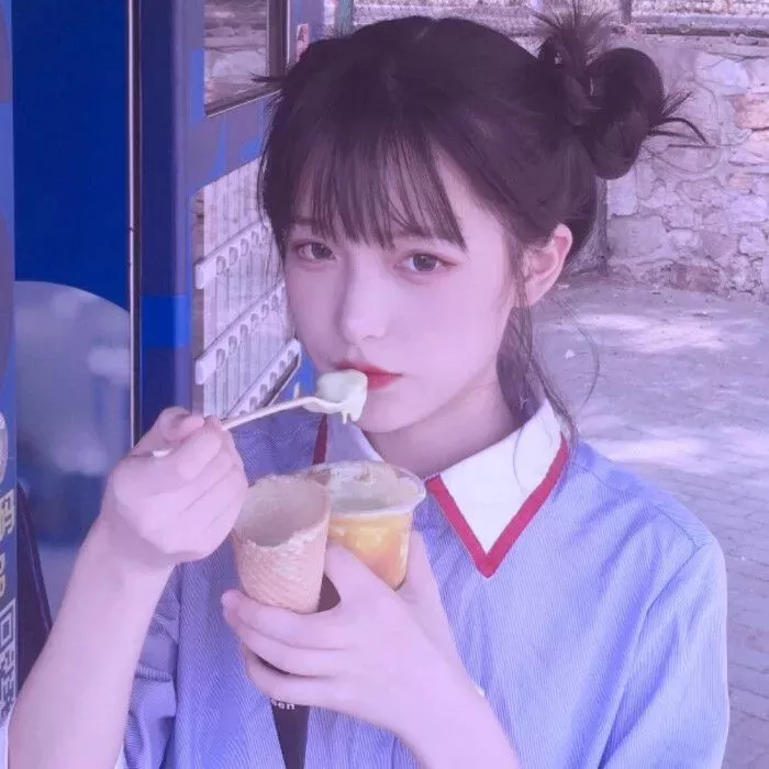 有没有好看的真人闺蜜女头像?