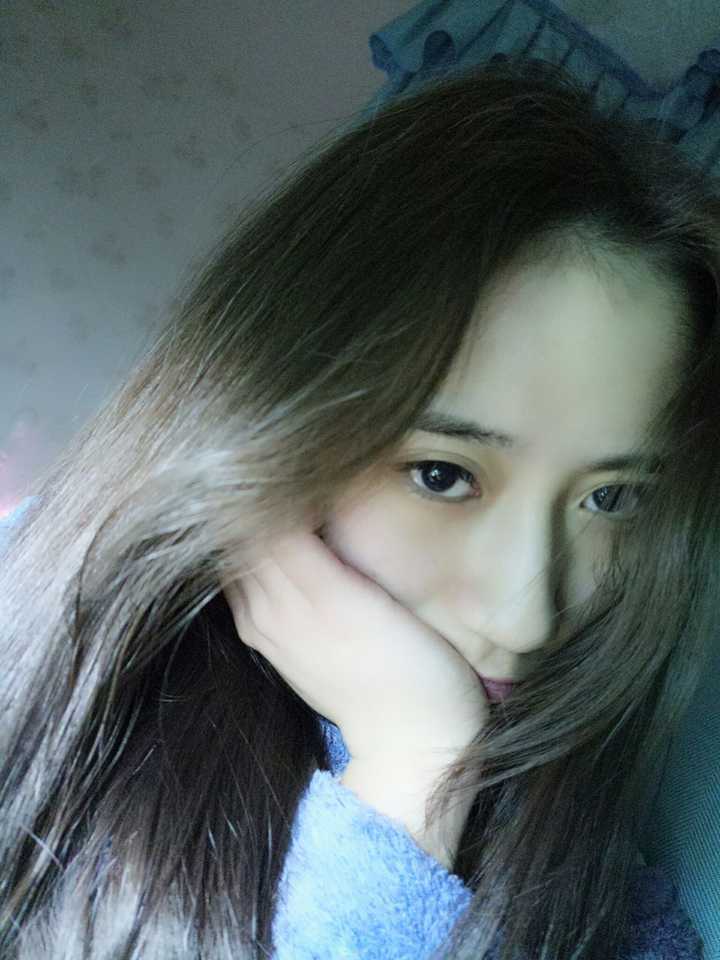 高鼻梁的女生是什么体验?
