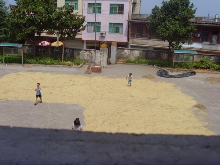 去边远、贫困地区支教是一种什么体验?需要个