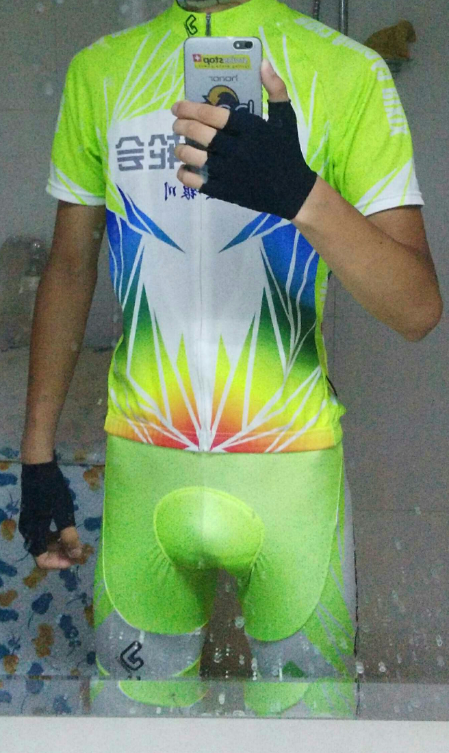 如何选择合适的骑行服 知乎