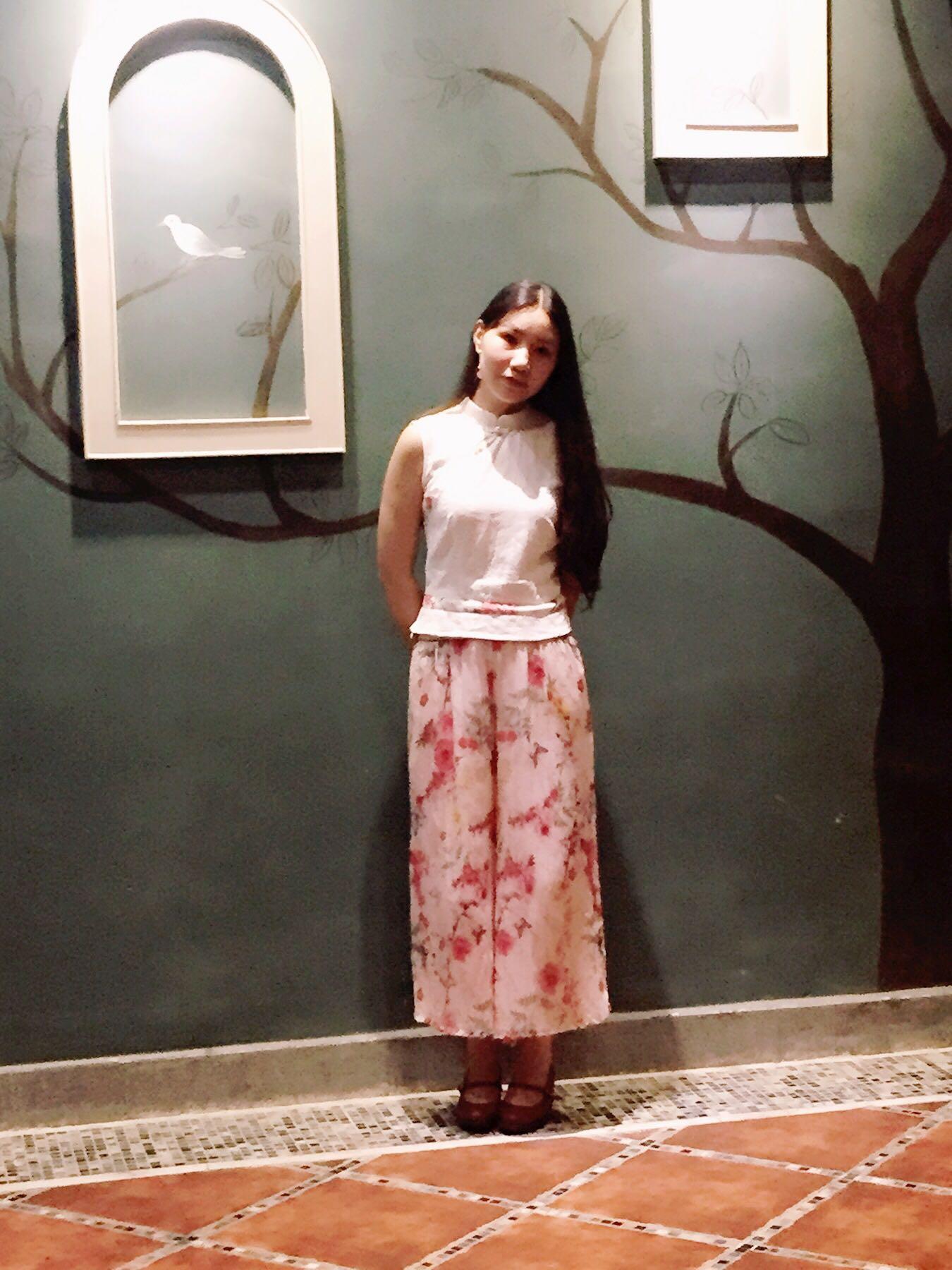 <em>二十岁</em>女生适合旗袍吗?穿旗袍的<em>需要</em>注意的是