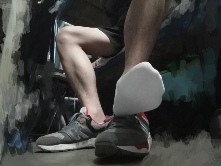 大家都怎么看待男生短裤短袖拖鞋?