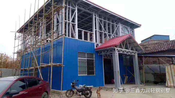 农村建房子现在用钢筋混凝土,还是轻钢材料?哪一种成本低?