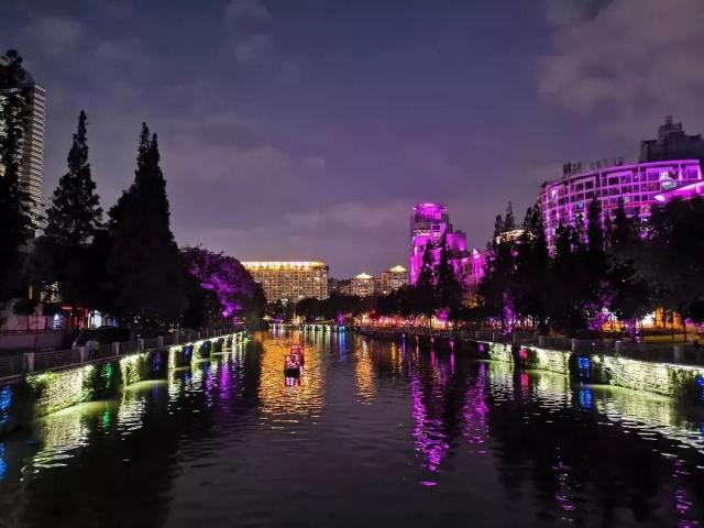 锦里古街 青羊夜猫子夜市 成都有很多地方晚上都很漂亮,不仅夜景美