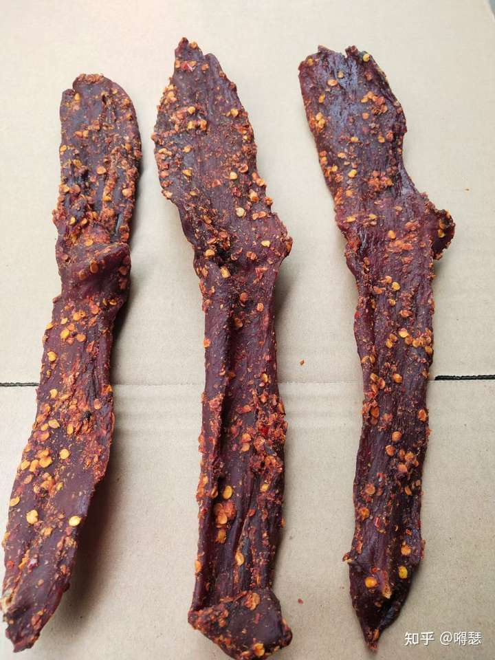 还有就是大家一定买牛肉干建议一定要买长条,这样更好分辨真假.