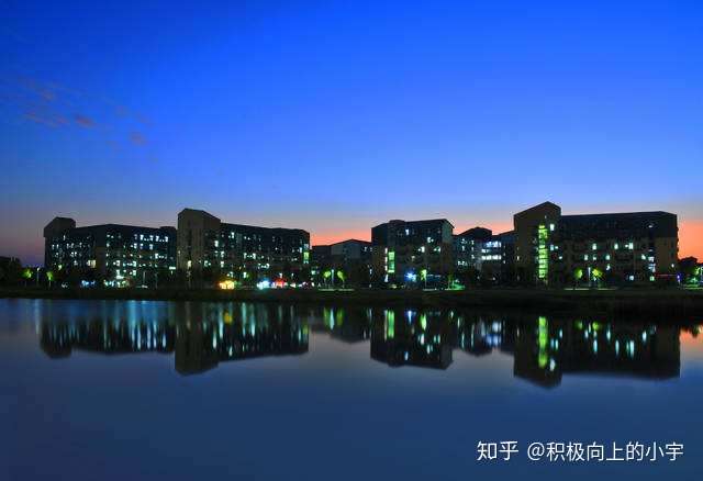 武汉晴川学院的校园环境如何?
