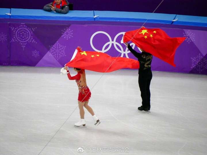 如何评价2018年平昌冬奥会花样滑冰比赛中隋文静/韩聪获得了银牌?