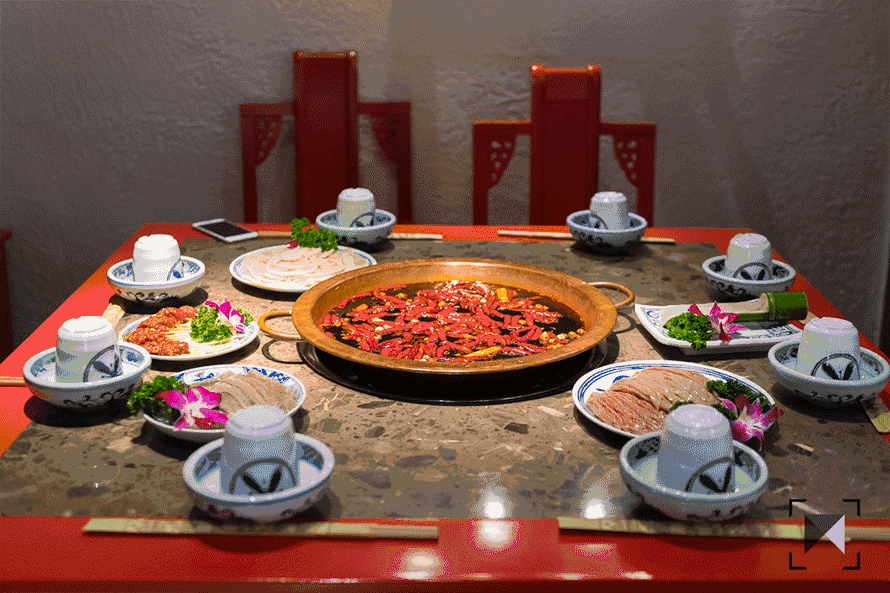 撑到吃不完!云南这家火锅200多块钱居然能吃50多个菜!