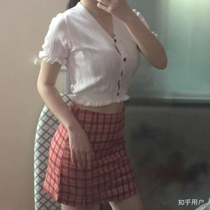 和一个大胸妹子谈恋爱是什么感觉?