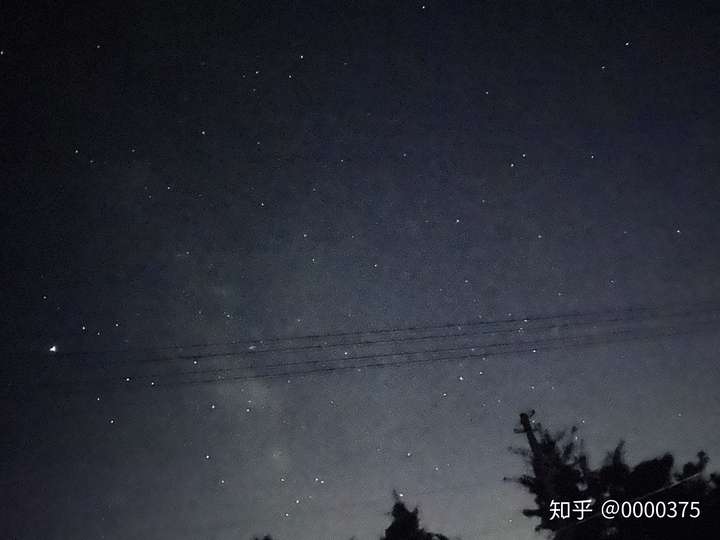 如何用手机拍摄出夜空中的星星?