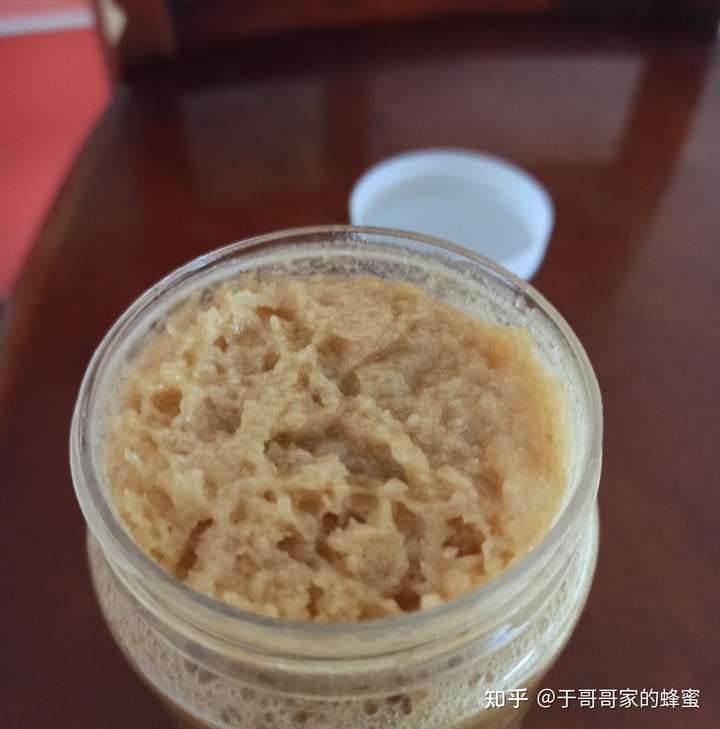 结晶蜂蜜发酵变质的样子