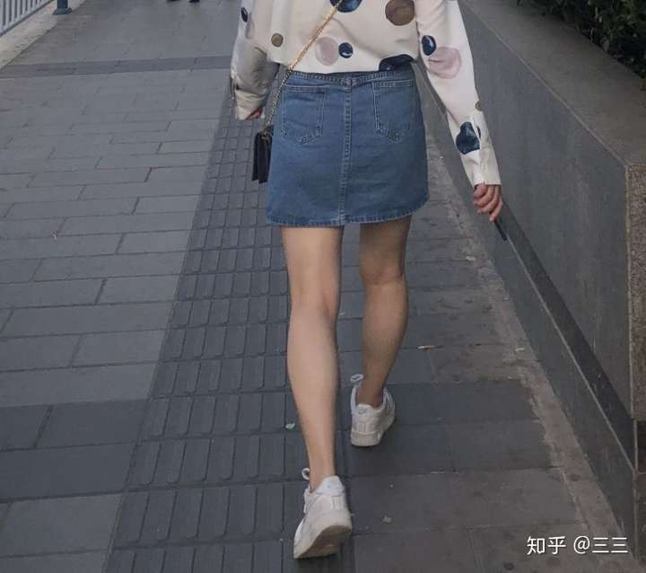 小腿能粗到什么地步?