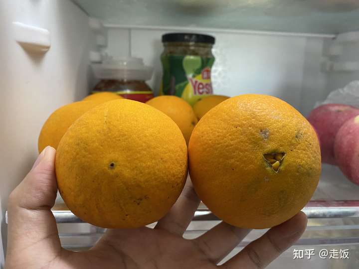 母脐橙的水份比公脐橙多一些,口感因人而异 香梨 梨也有公母之分 底部