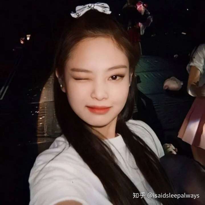 blackpink jennie是否真的头型完美?