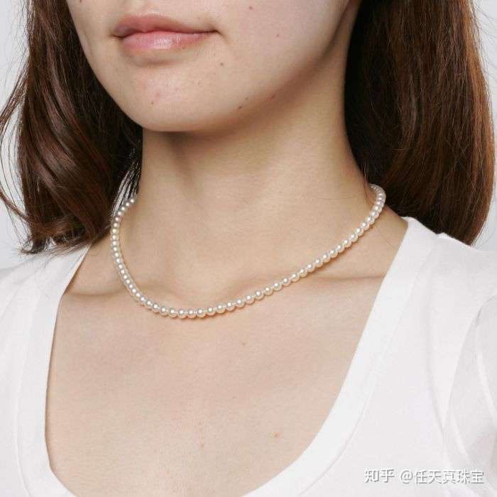 大学生日常带9到10毫米珍珠项链会不会太大?